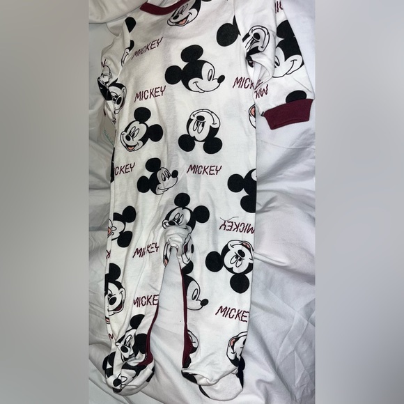 Disney baby Mickey Mouse footie, 3-6months NEW - Picture 5 of 5